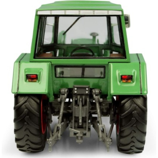 Fendt Farmer 108LS traktor, fülkével és homlokrakodóval , UH5251